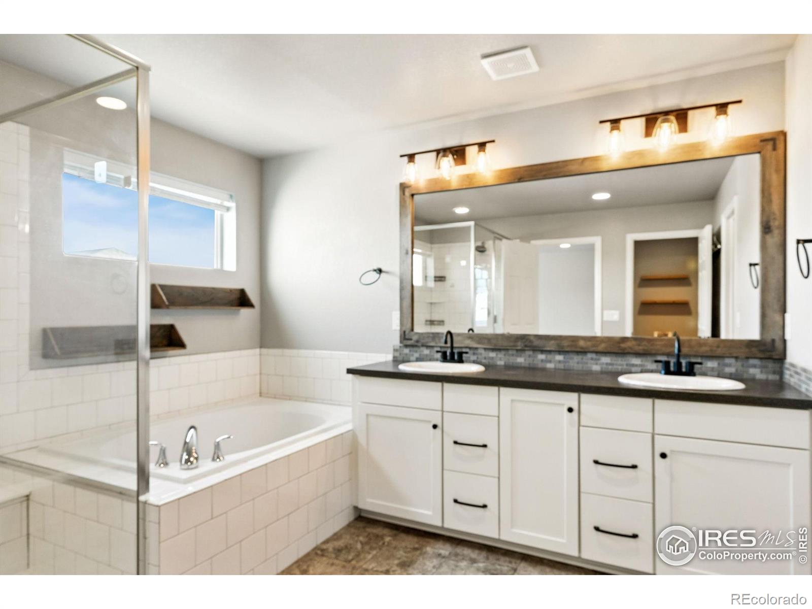 MLS Image #14 for 6420  tuxedo park road,timnath, Colorado