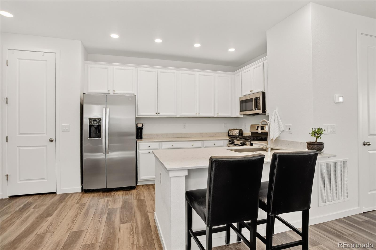 MLS Image #7 for 599  greenville alley,erie, Colorado