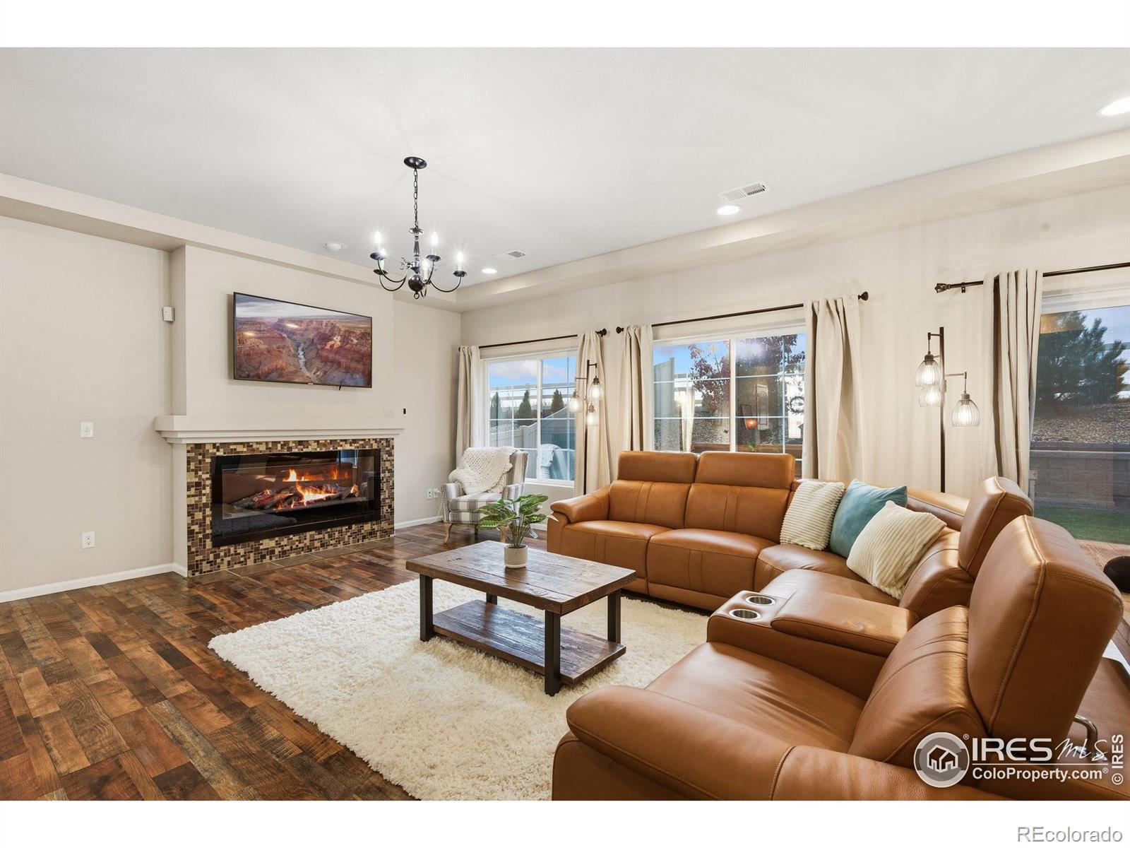 MLS Image #11 for 4922  silverwood drive,johnstown, Colorado