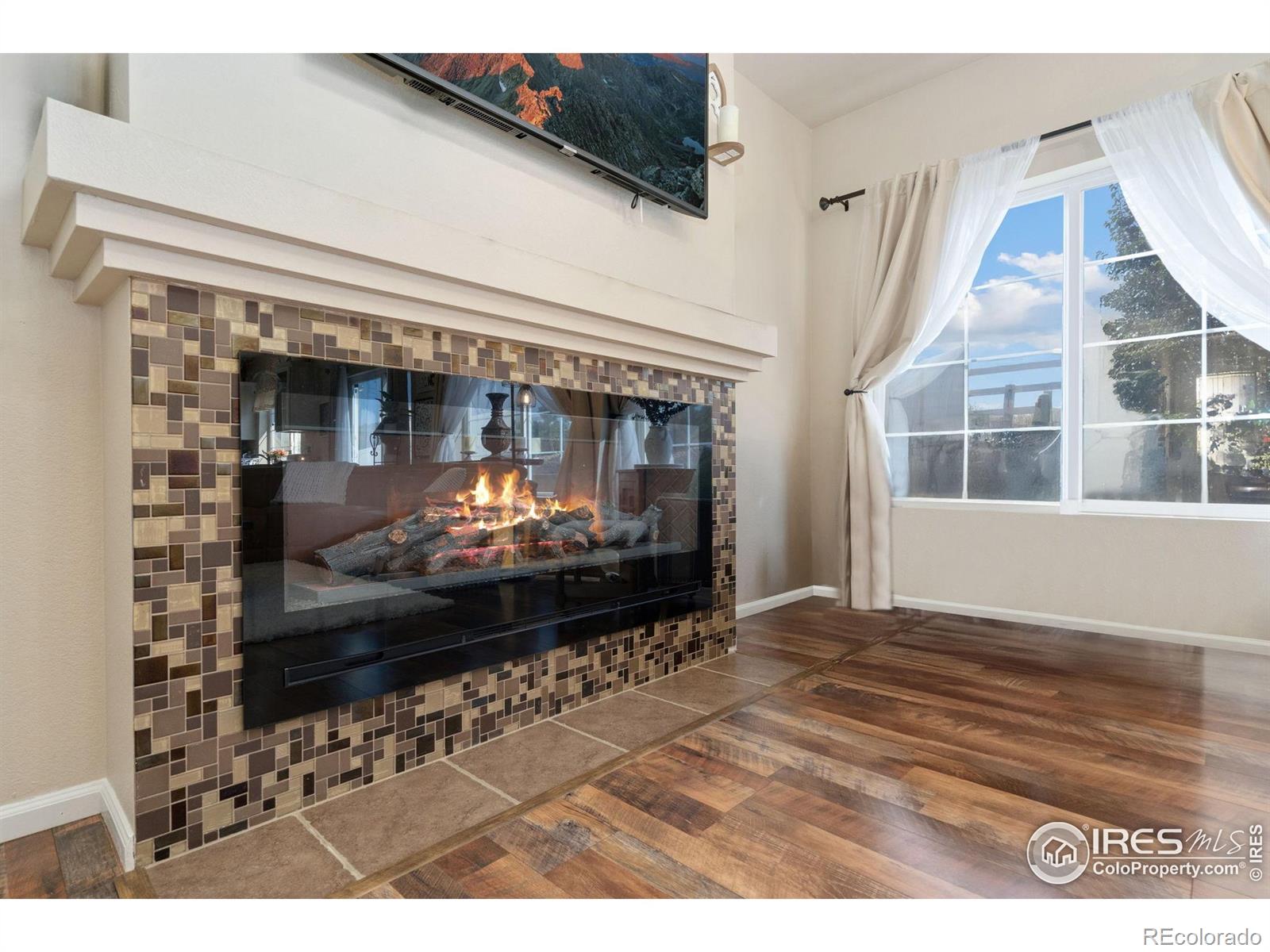 MLS Image #12 for 4922  silverwood drive,johnstown, Colorado