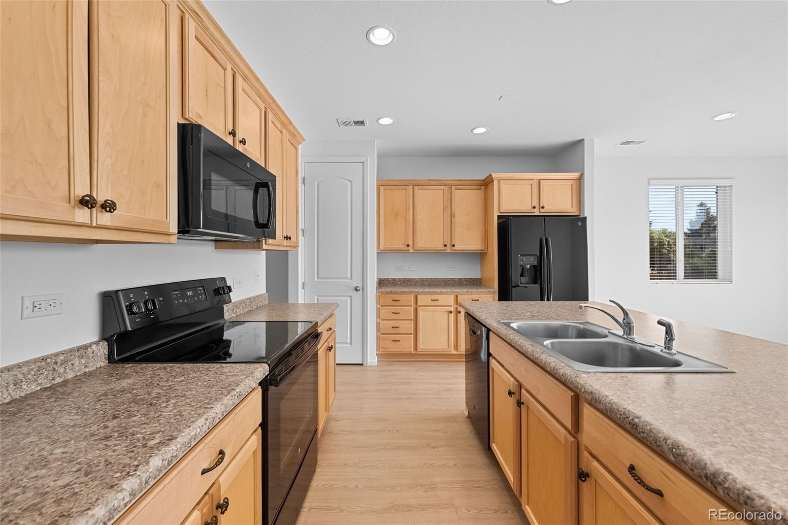 MLS Image #5 for 612  blue teal drive,castle rock, Colorado