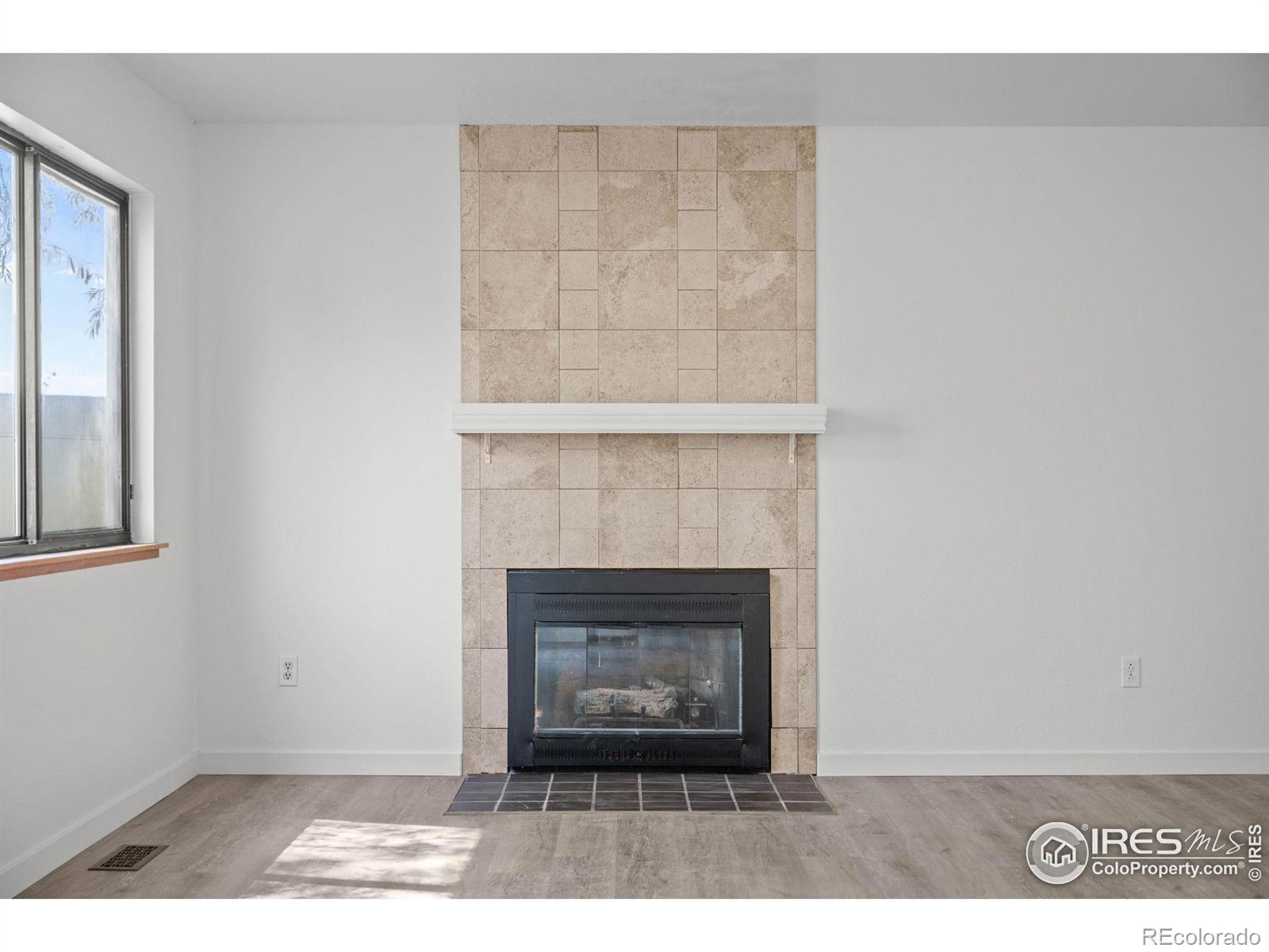 MLS Image #13 for 2034  gyros circle,lafayette, Colorado