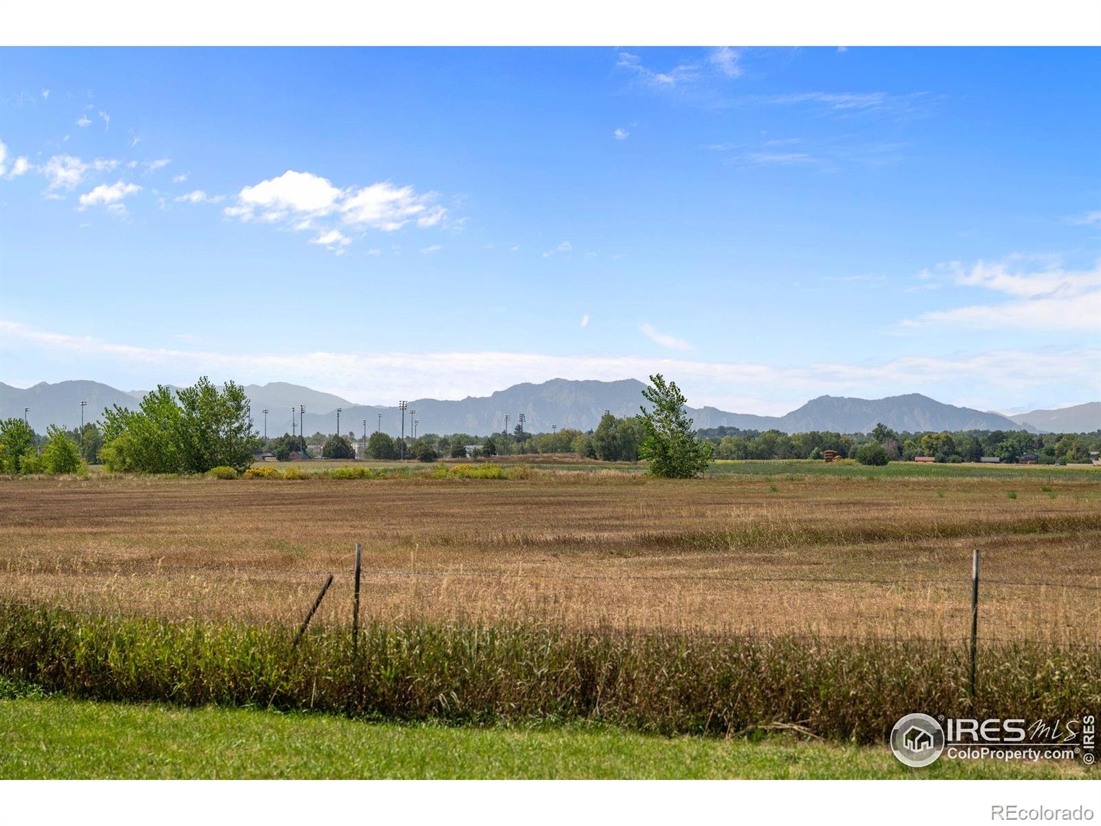 MLS Image #33 for 2034  gyros circle,lafayette, Colorado