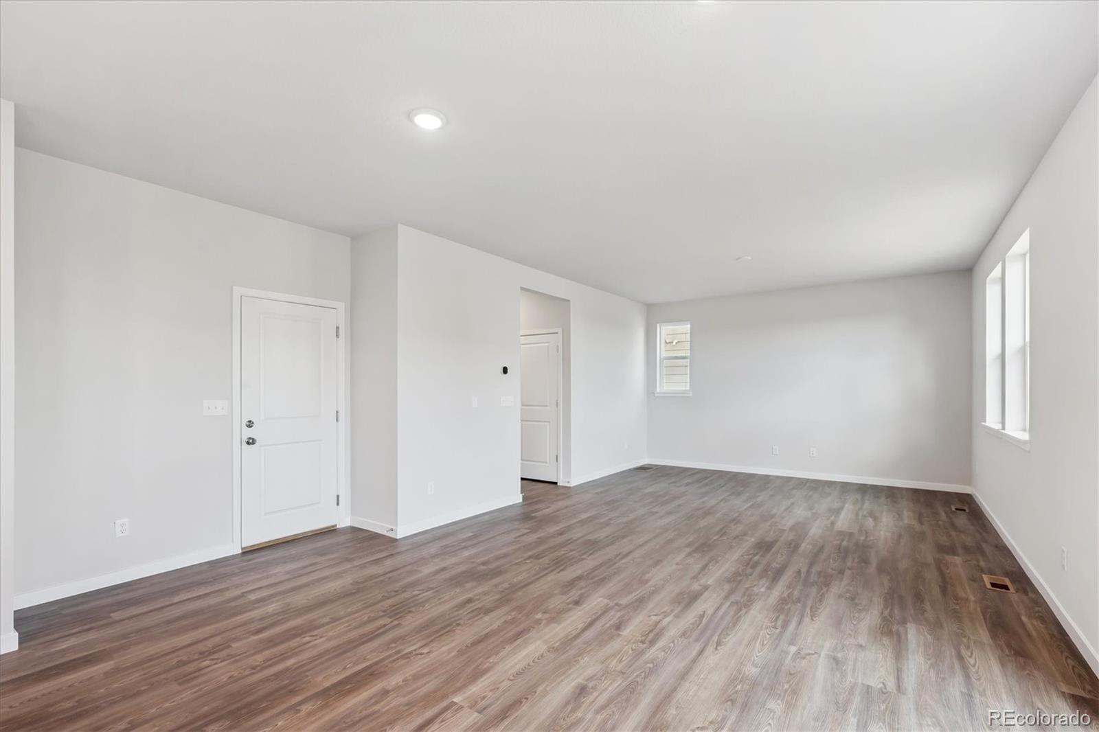 MLS Image #10 for 3710  sandreed street,dacono, Colorado