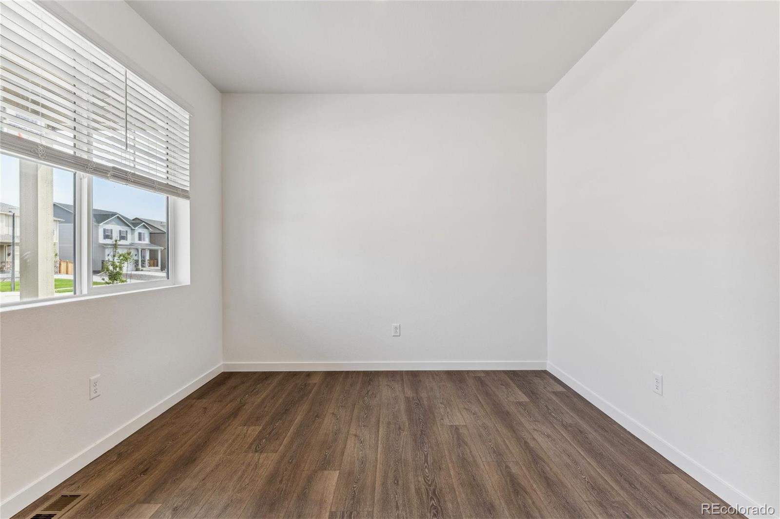 MLS Image #5 for 952  london way,severance, Colorado