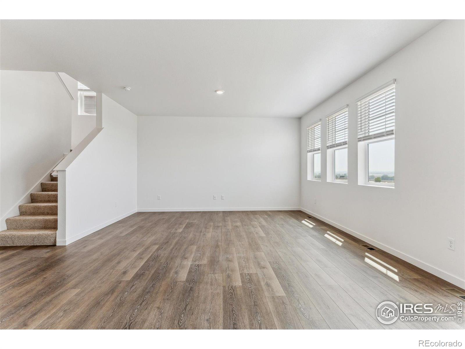 MLS Image #12 for 952  london way,severance, Colorado
