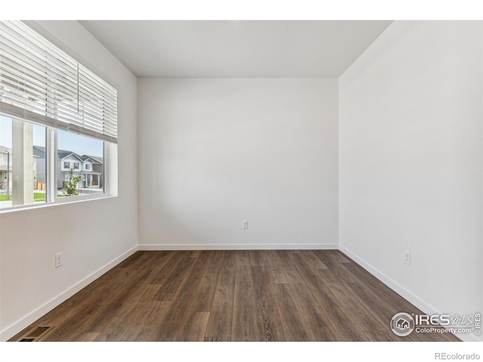 MLS Image #5 for 952  london way,severance, Colorado