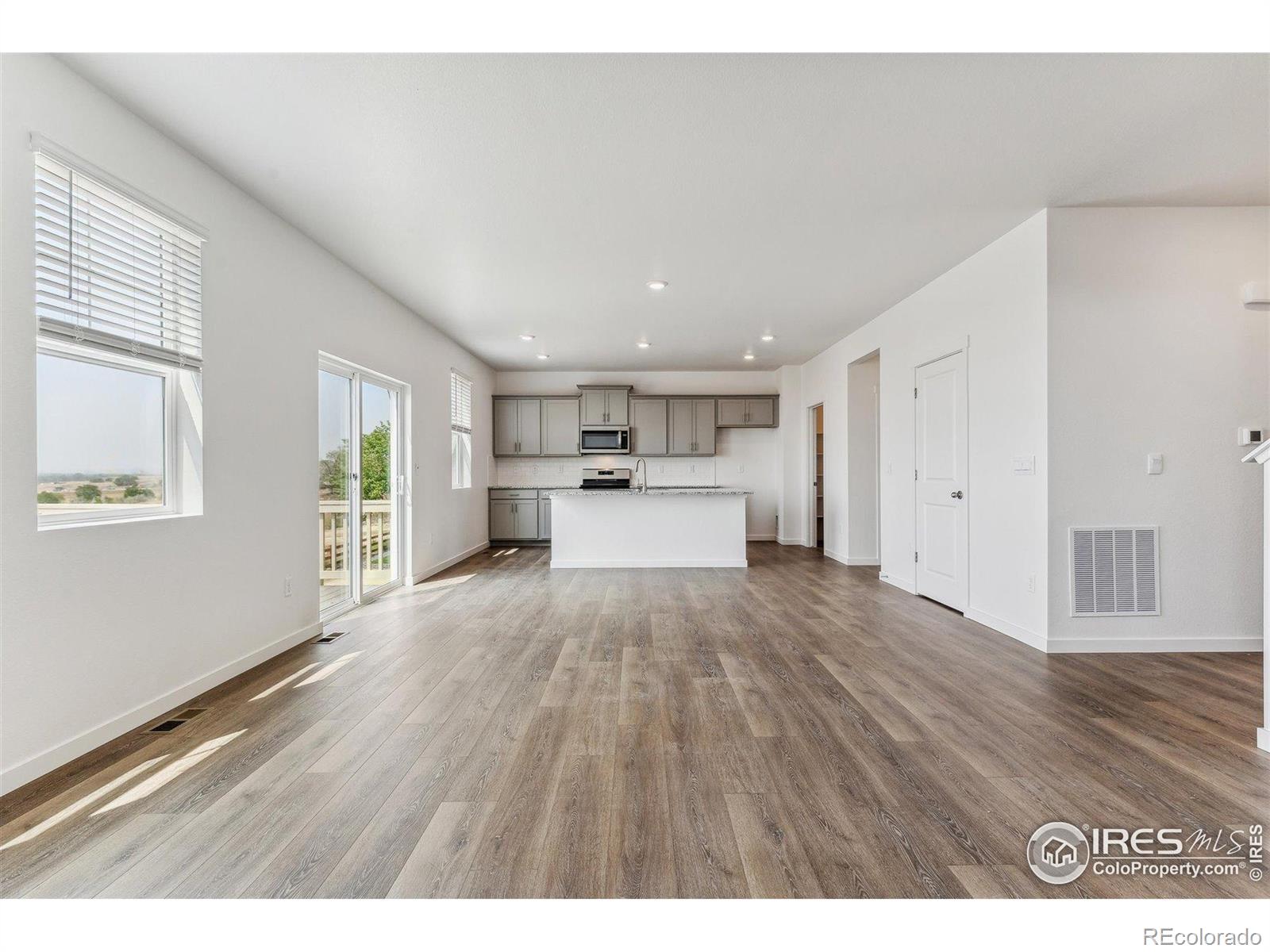 MLS Image #8 for 952  london way,severance, Colorado