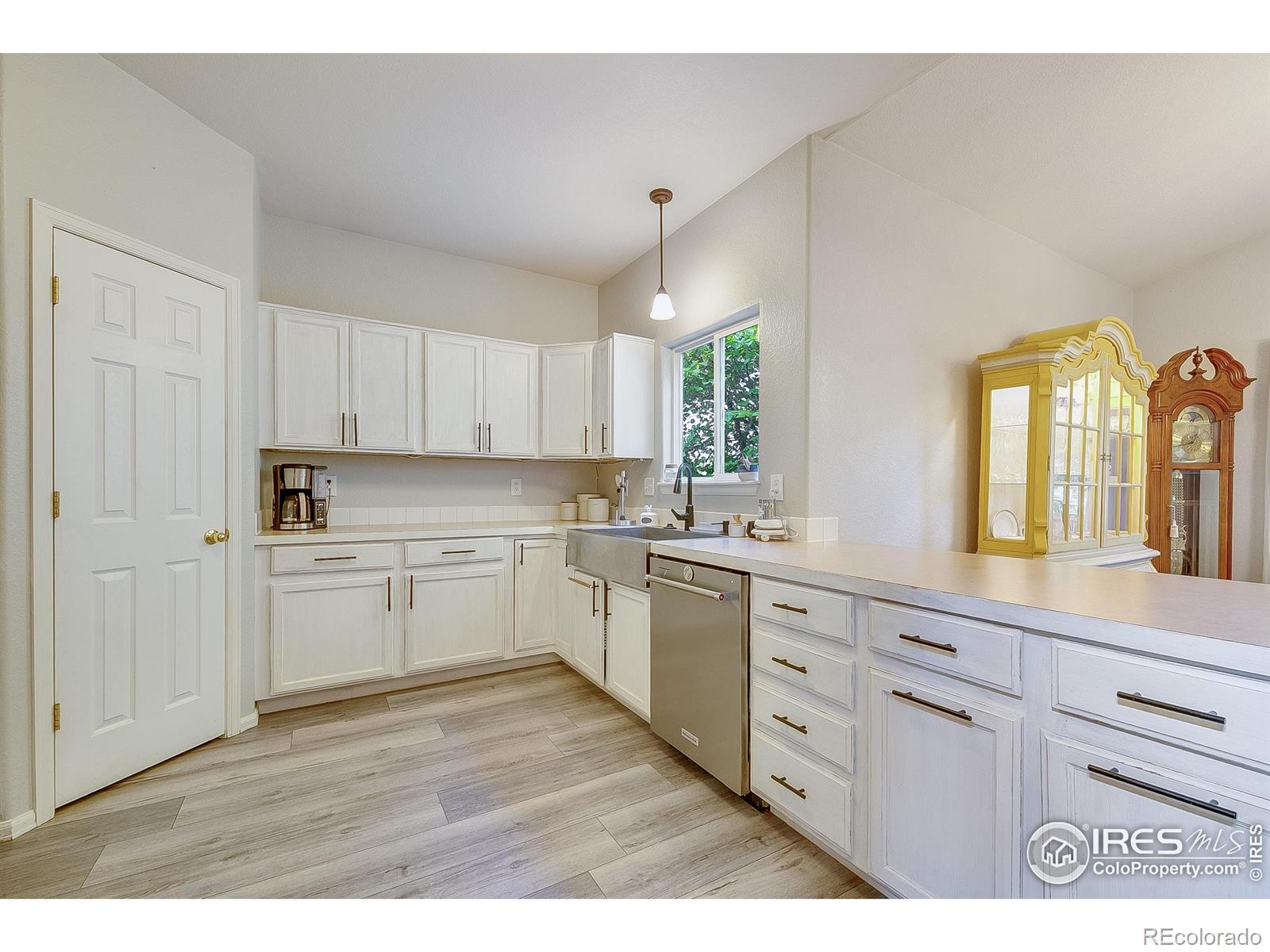 MLS Image #8 for 445  wrybill court,loveland, Colorado