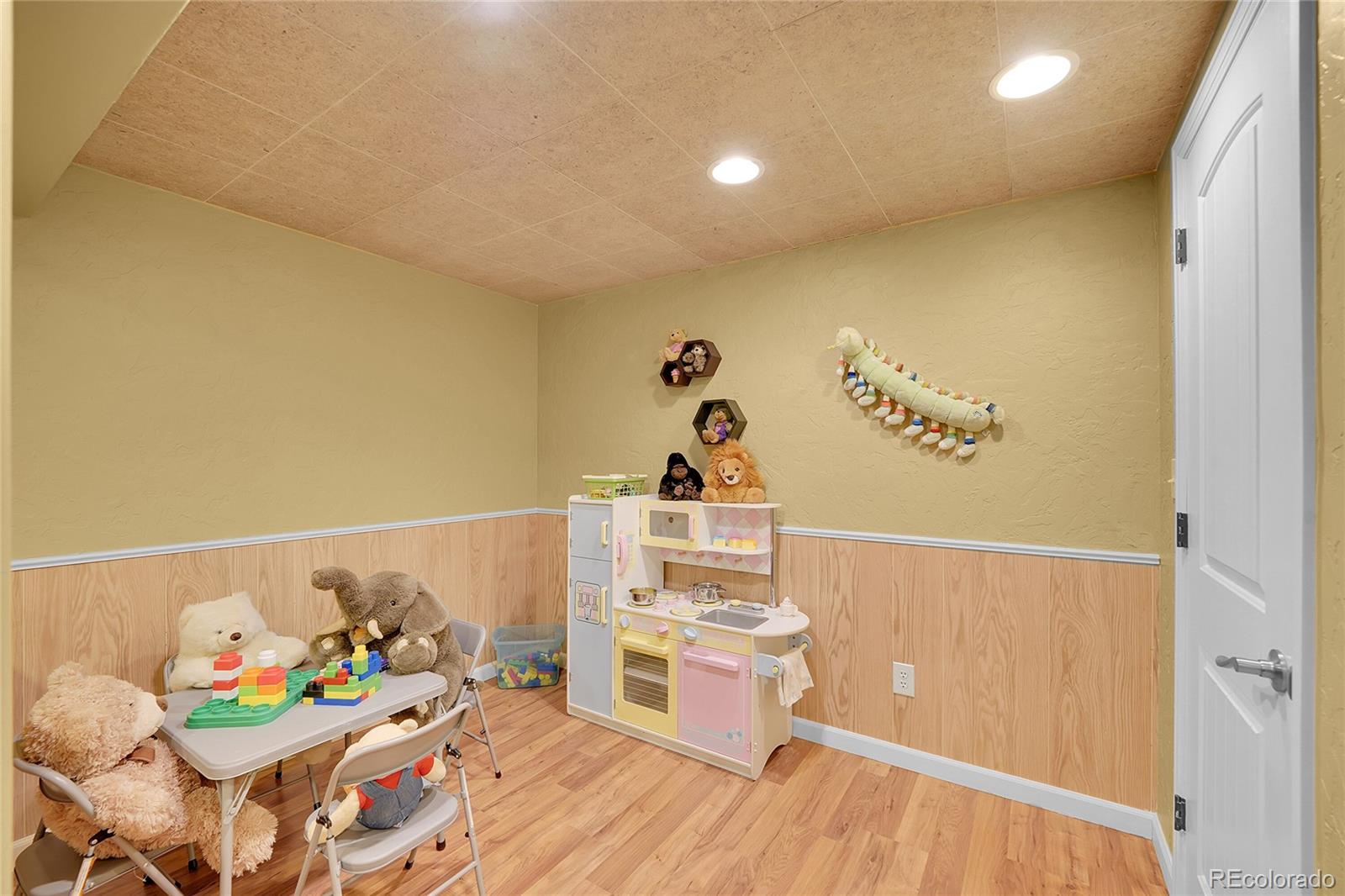 MLS Image #30 for 3548 e davies avenue,centennial, Colorado