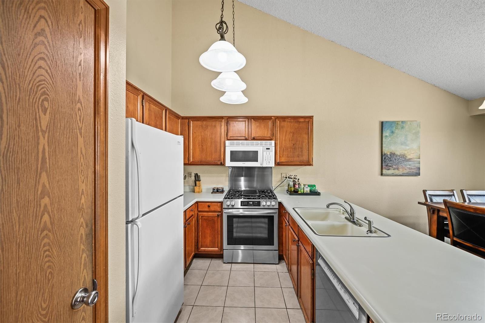 MLS Image #10 for 19543 e amherst drive,aurora, Colorado