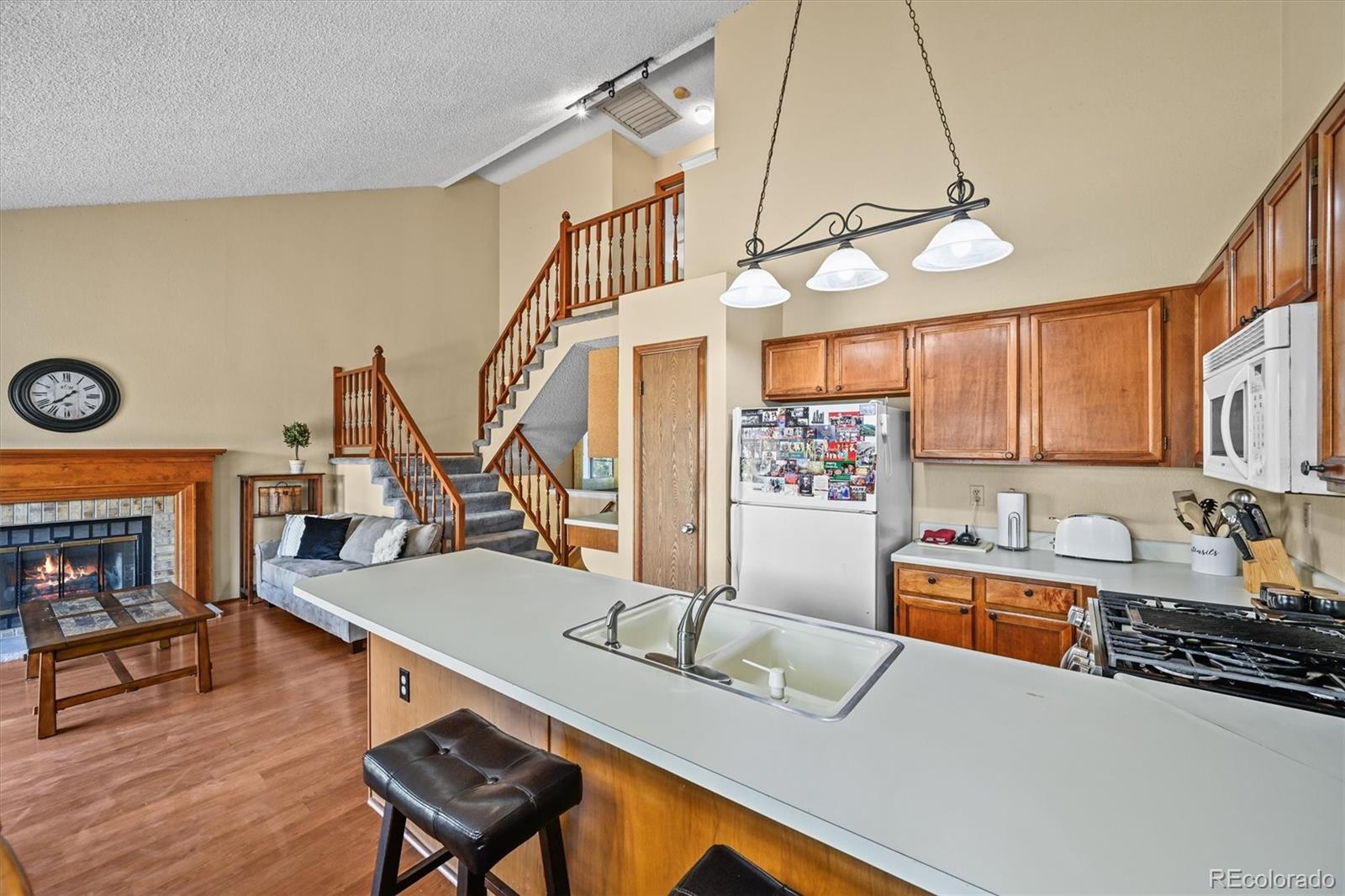 MLS Image #3 for 19543 e amherst drive,aurora, Colorado