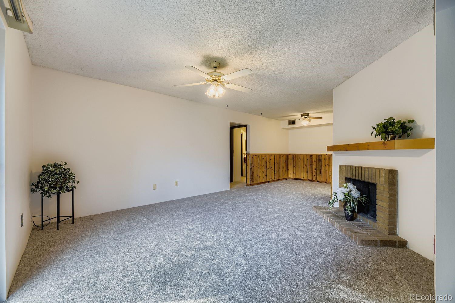 MLS Image #6 for 3550 s harlan street,denver, Colorado