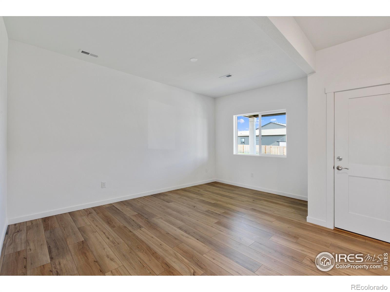 MLS Image #5 for 668  piedmontese street,johnstown, Colorado