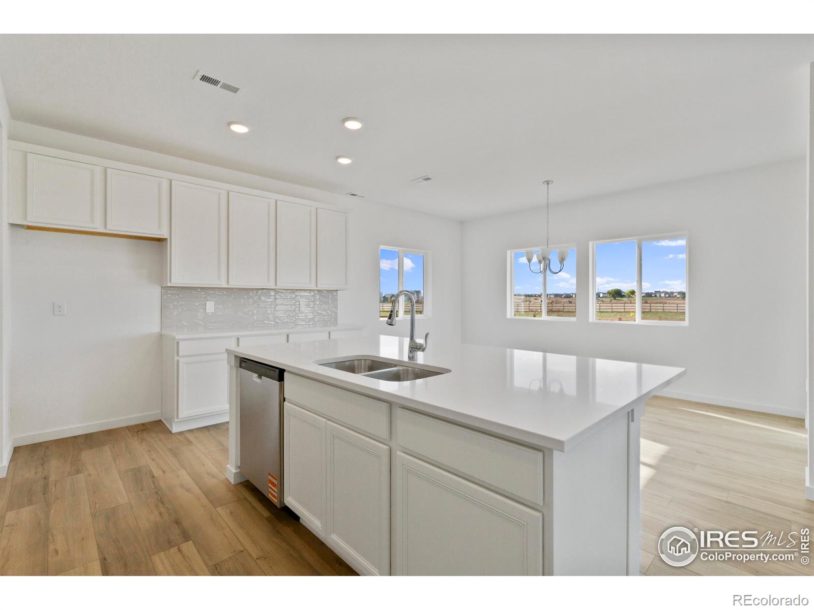 MLS Image #9 for 668  piedmontese street,johnstown, Colorado