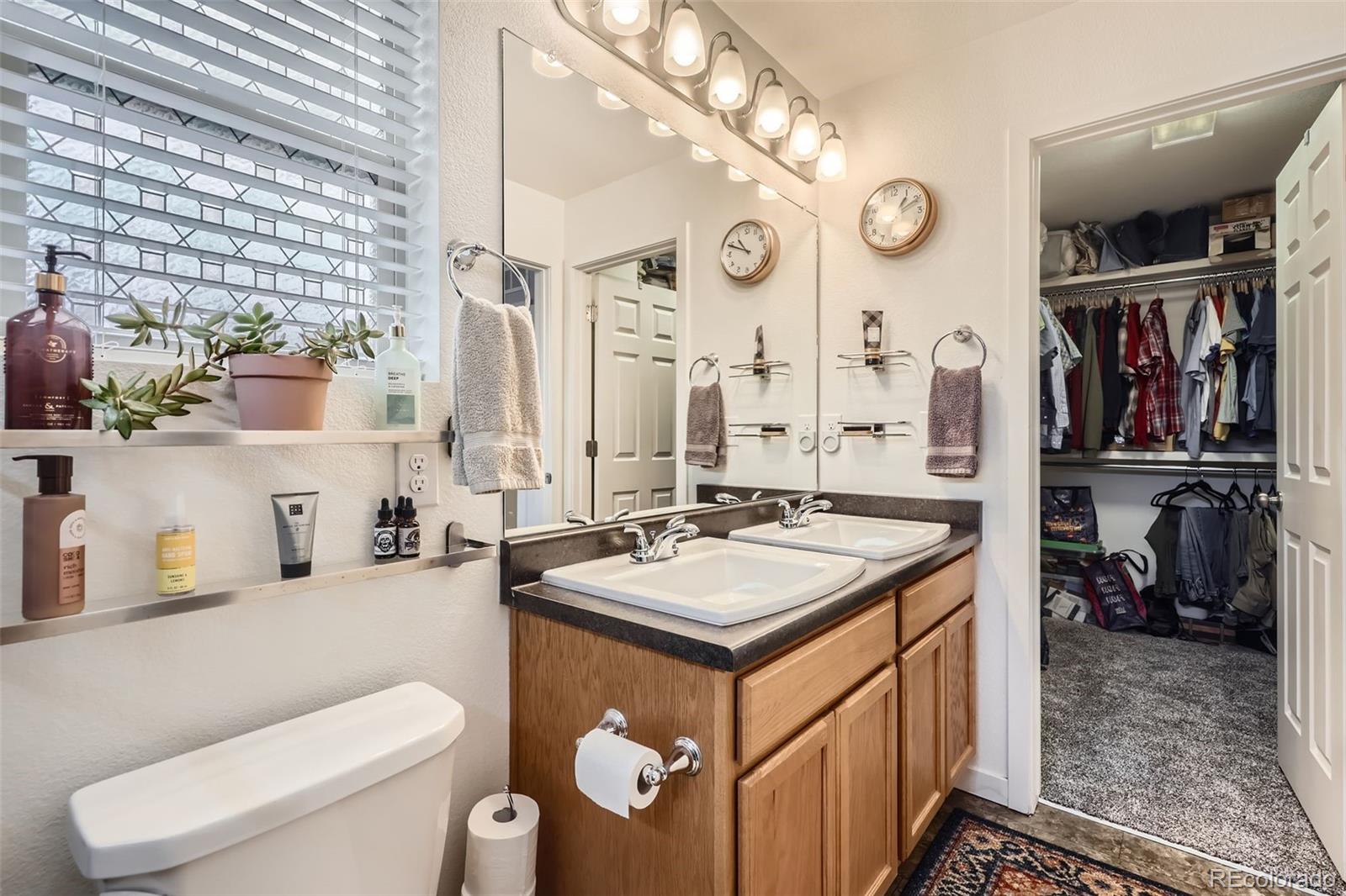 MLS Image #18 for 17950 e 54th avenue,denver, Colorado