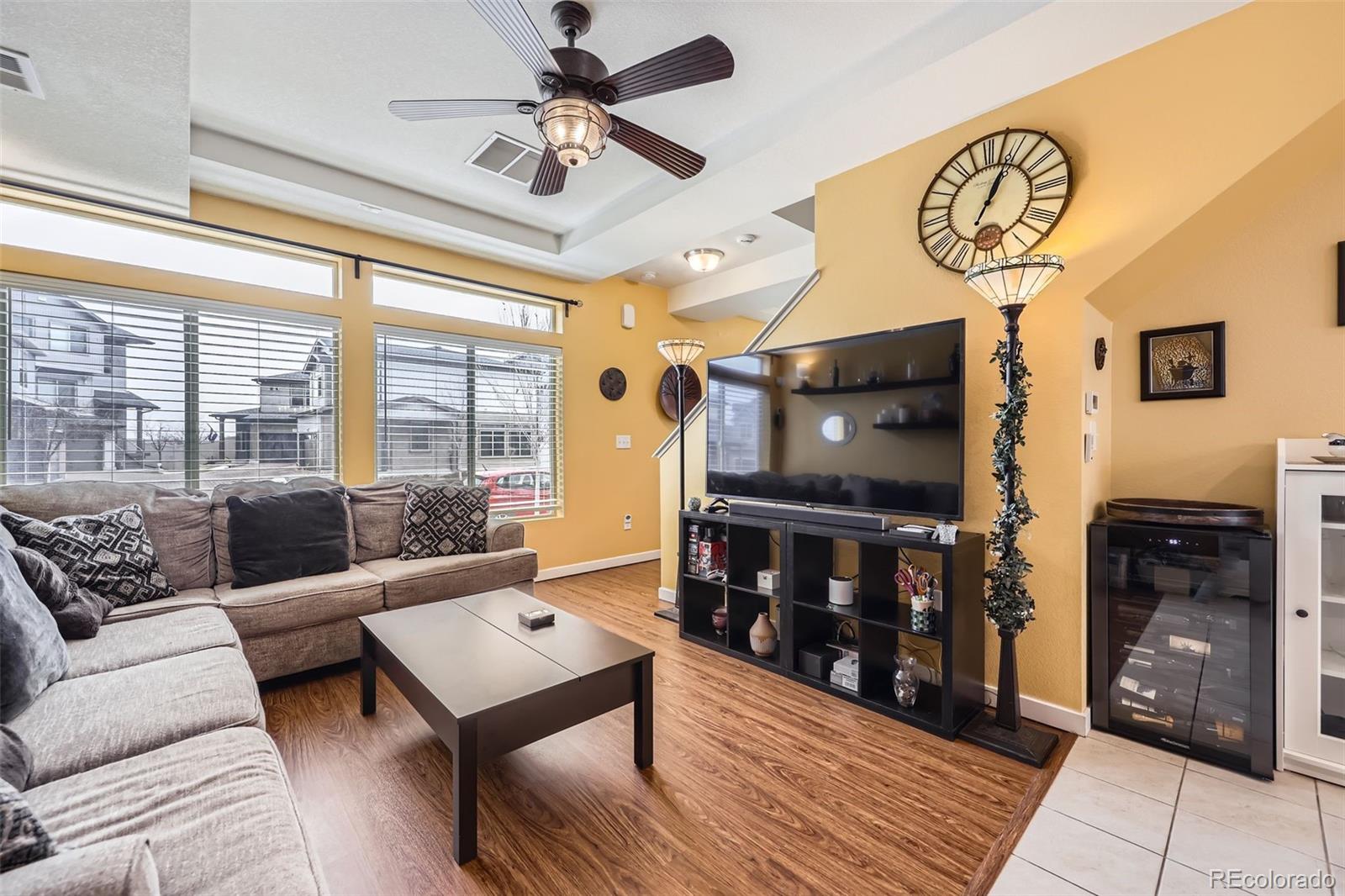 MLS Image #9 for 17950 e 54th avenue,denver, Colorado