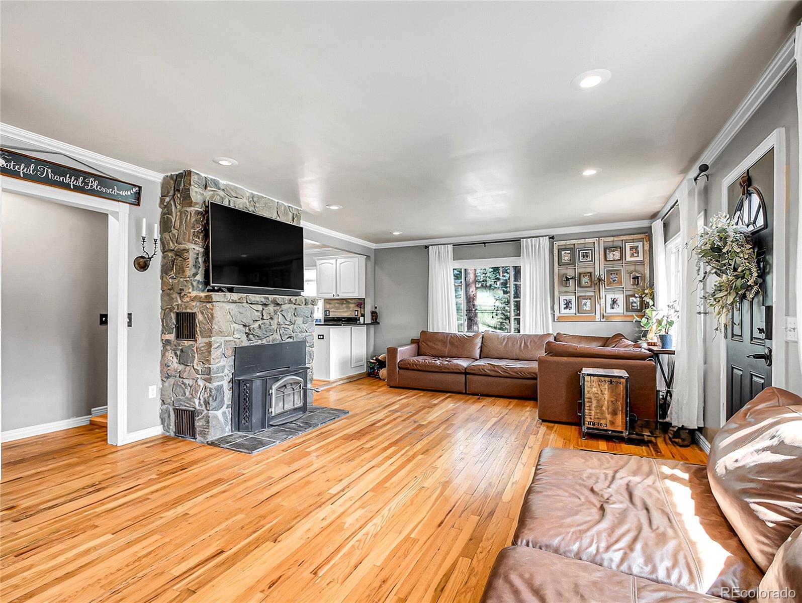 MLS Image #5 for 6999 s columbine ,evergreen, Colorado