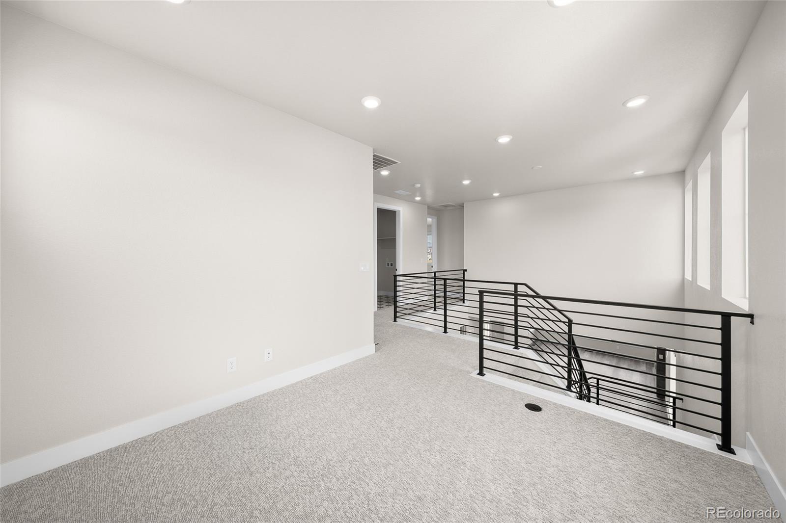 MLS Image #20 for 7054  watercress drive,littleton, Colorado