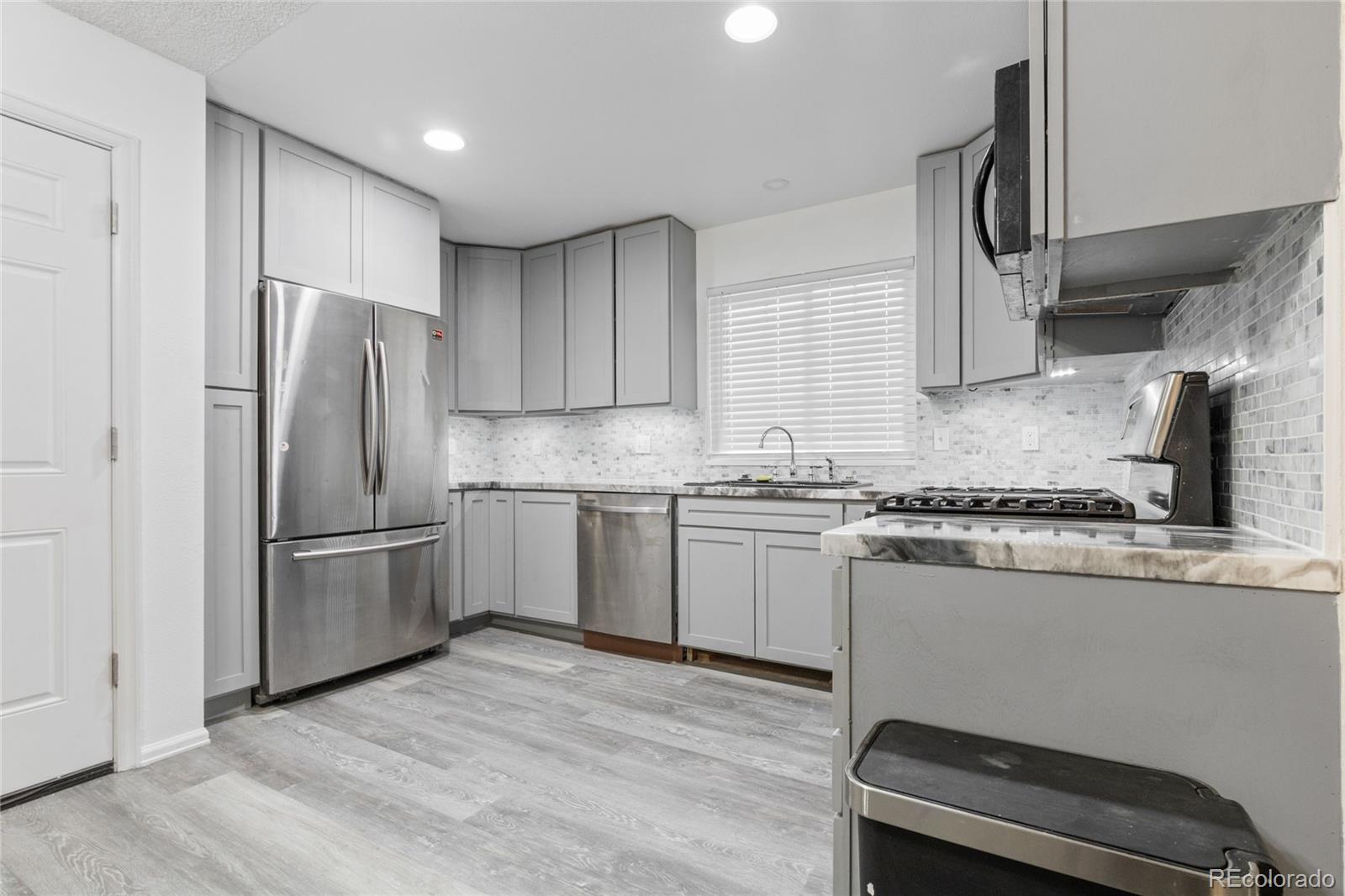 MLS Image #5 for 20601 e buchanan drive,aurora, Colorado
