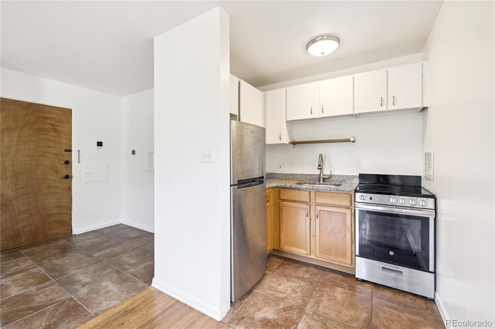 MLS Image #11 for 200 n sherman street 7,denver, Colorado