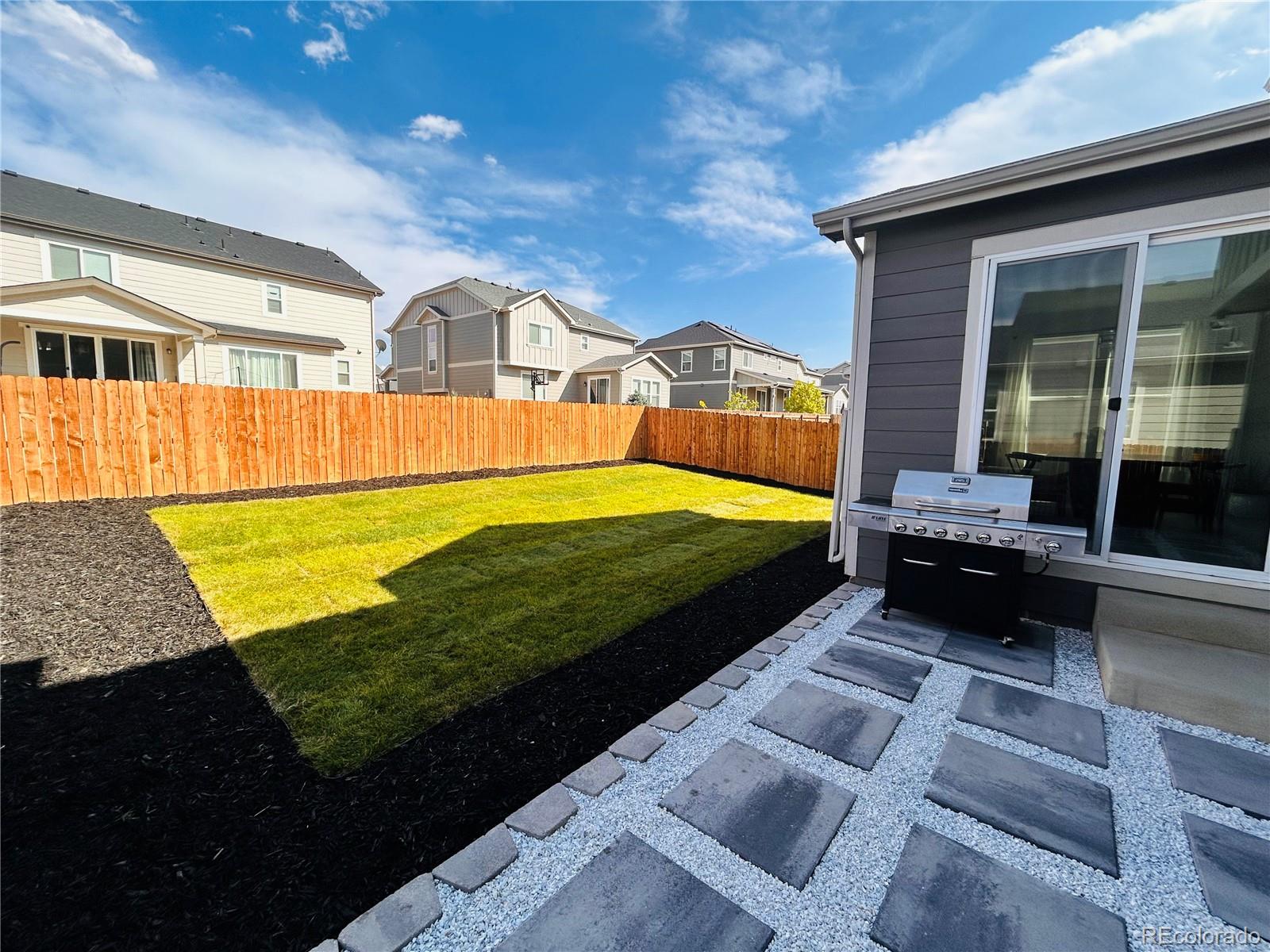 MLS Image #3 for 9756  uravan street,commerce city, Colorado