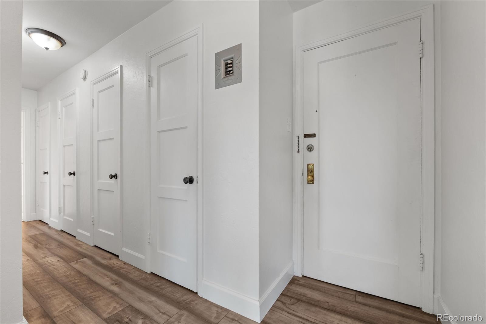 MLS Image #7 for 525  jackson street 301,denver, Colorado