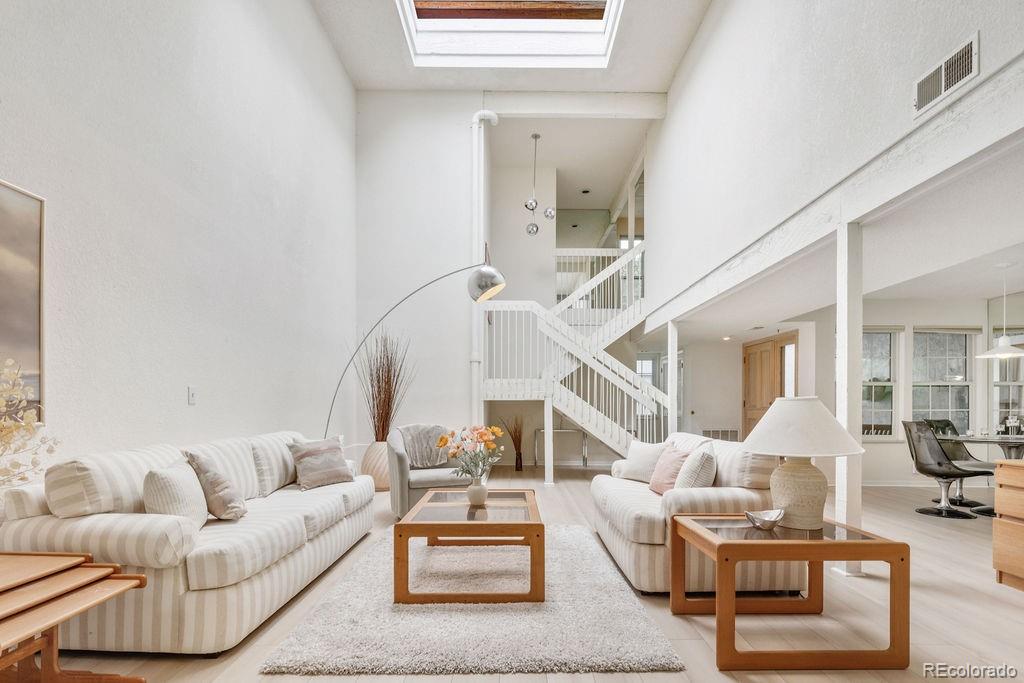 MLS Image #10 for 2770 s elmira street,denver, Colorado