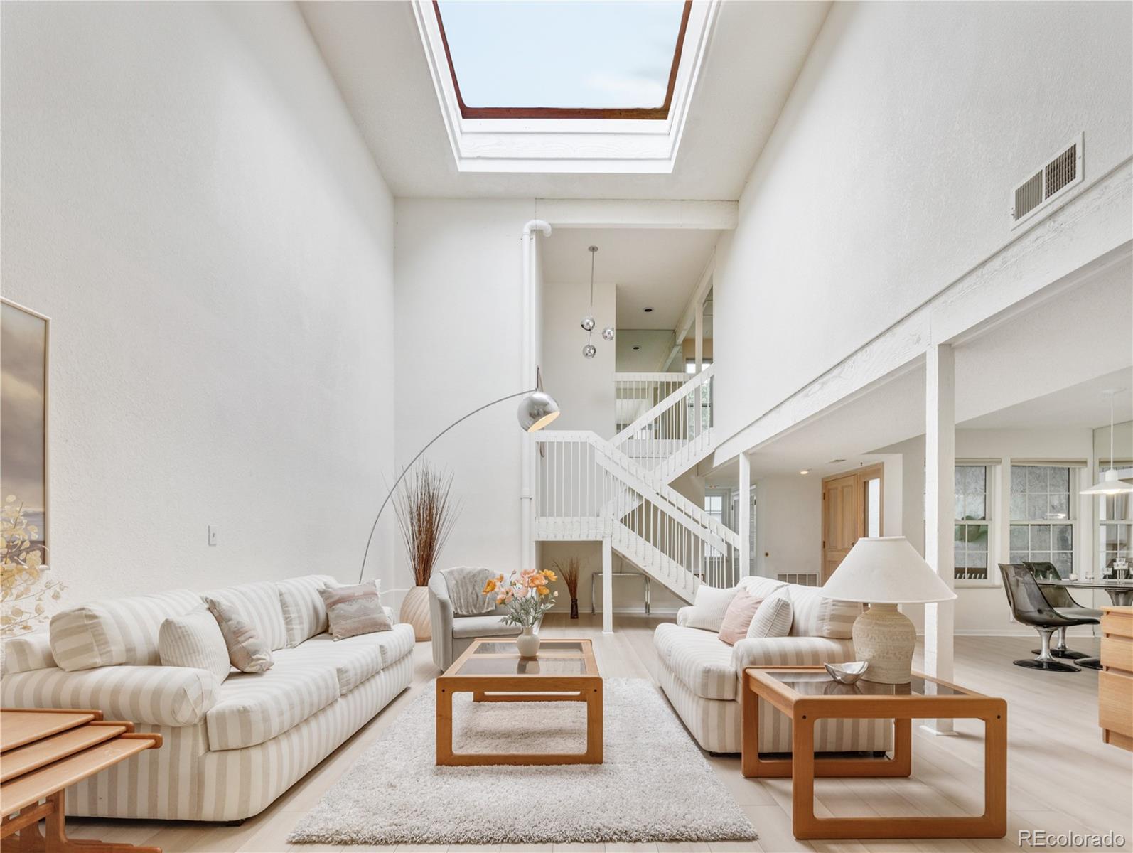 MLS Image #13 for 2770 s elmira street,denver, Colorado