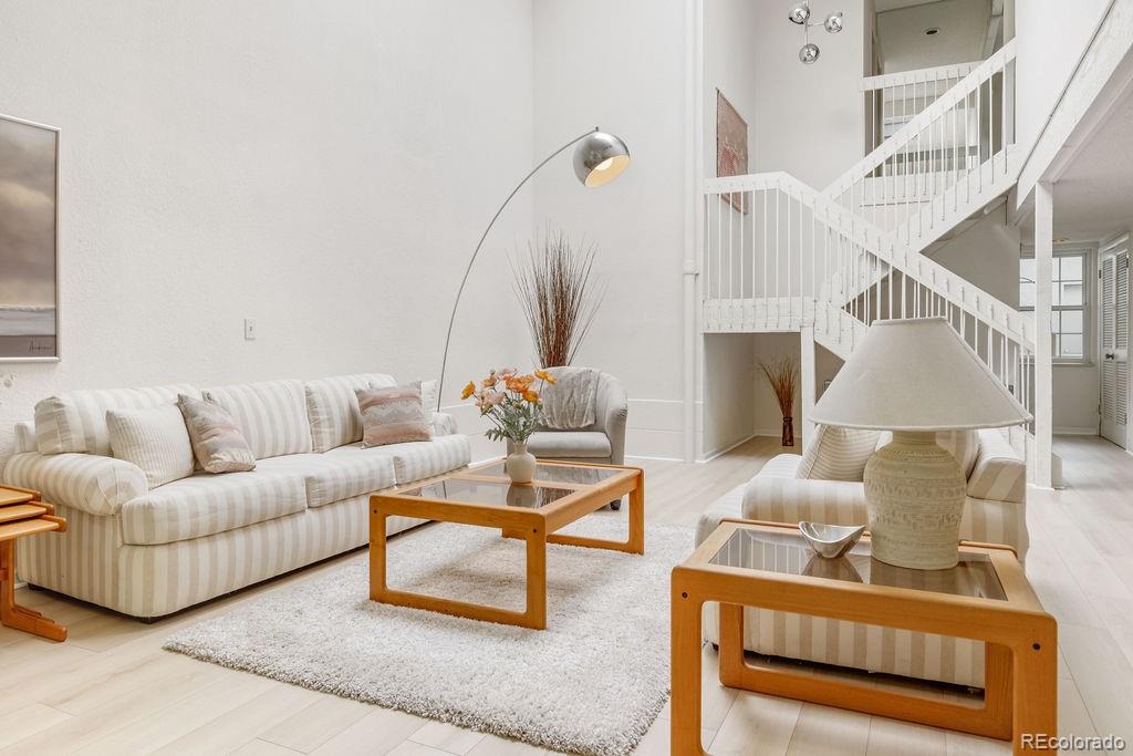 MLS Image #14 for 2770 s elmira street,denver, Colorado