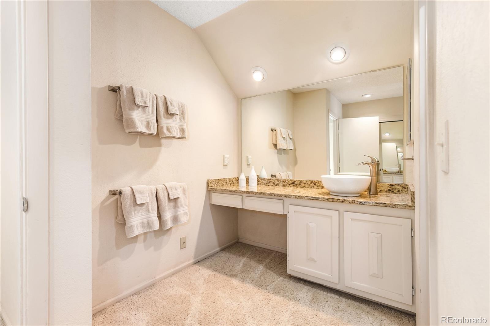 MLS Image #37 for 2770 s elmira street,denver, Colorado
