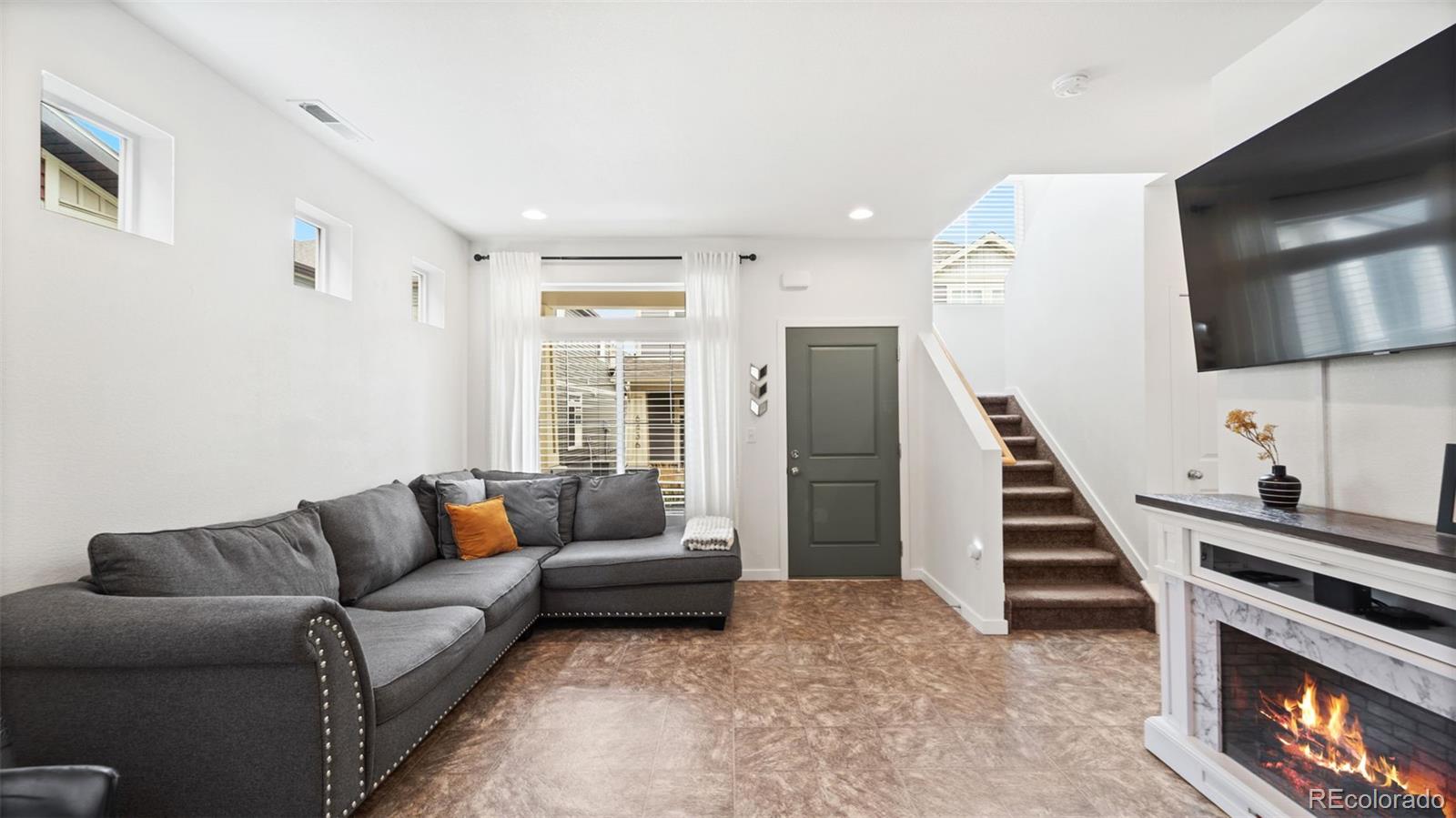 MLS Image #3 for 6435  dunleer grove,colorado springs, Colorado