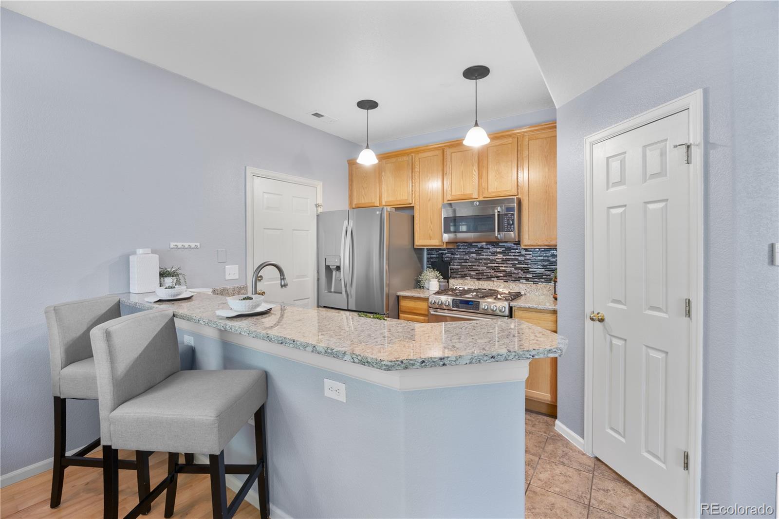 MLS Image #10 for 8992 e 24th place 101,denver, Colorado