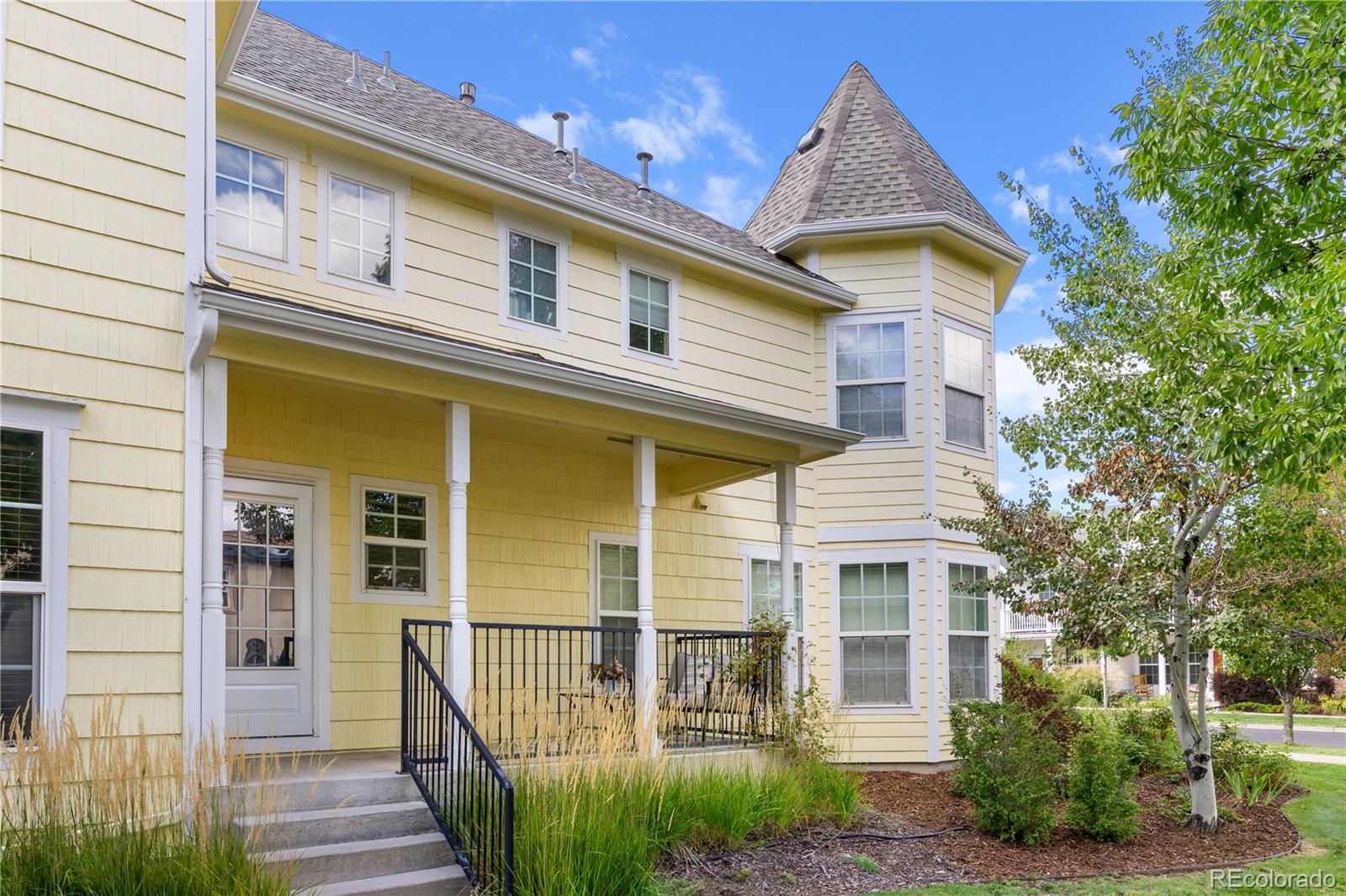 MLS Image #2 for 8992 e 24th place 101,denver, Colorado