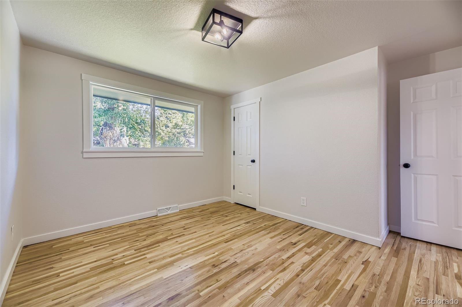 MLS Image #13 for 3722 s green court,englewood, Colorado