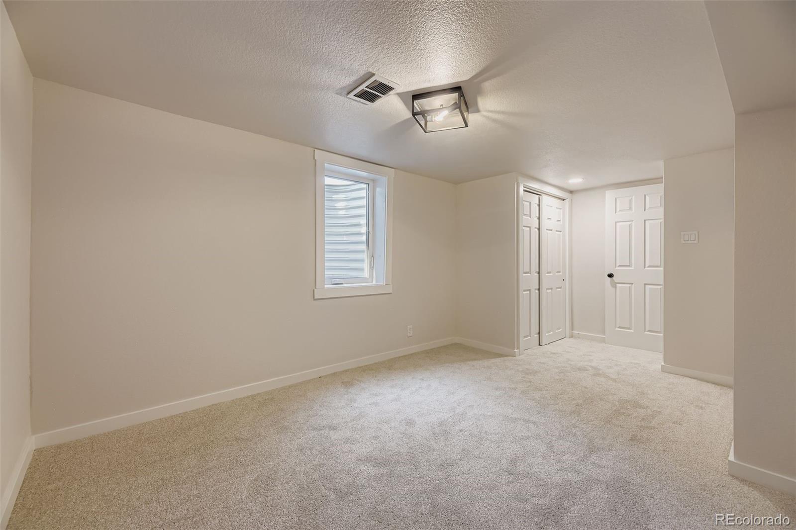 MLS Image #18 for 3722 s green court,englewood, Colorado