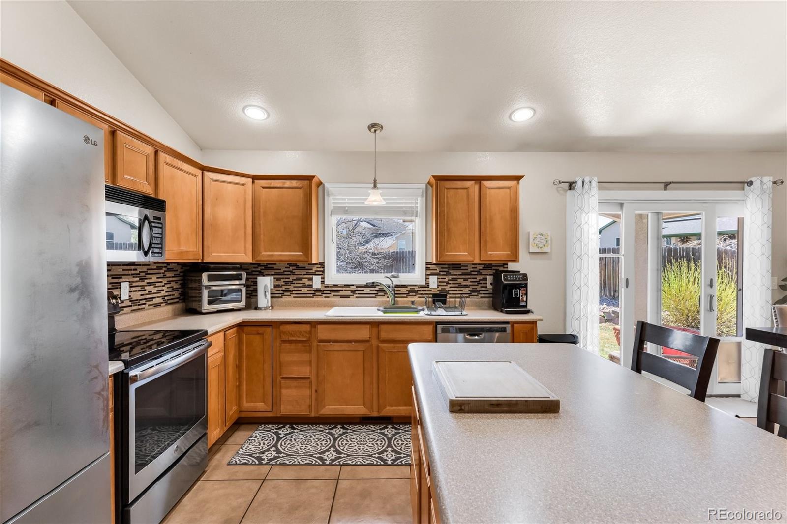 MLS Image #11 for 4899  warbler court,pueblo, Colorado