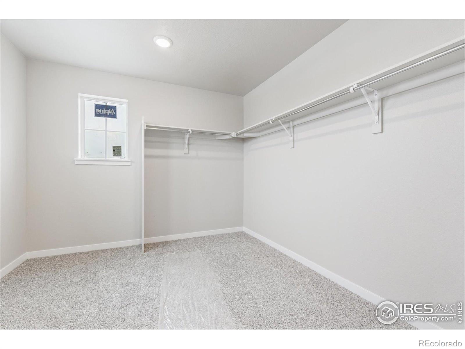 MLS Image #16 for 924  harvard street,johnstown, Colorado