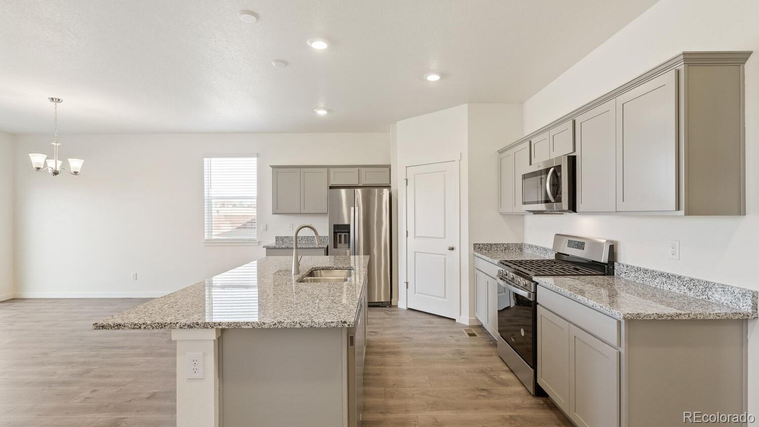 MLS Image #14 for 950  london way,severance, Colorado