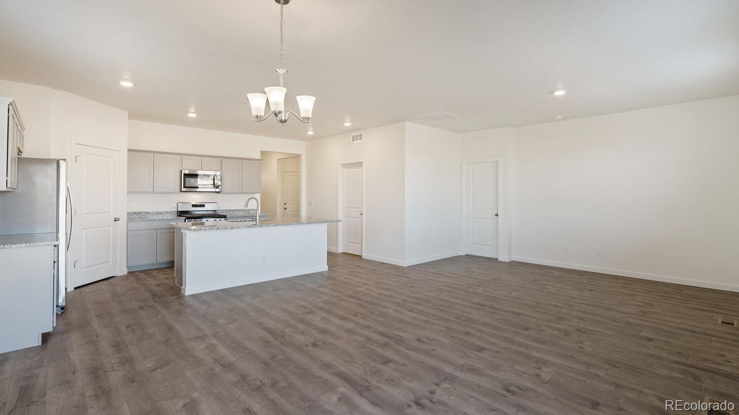 MLS Image #8 for 950  london way,severance, Colorado