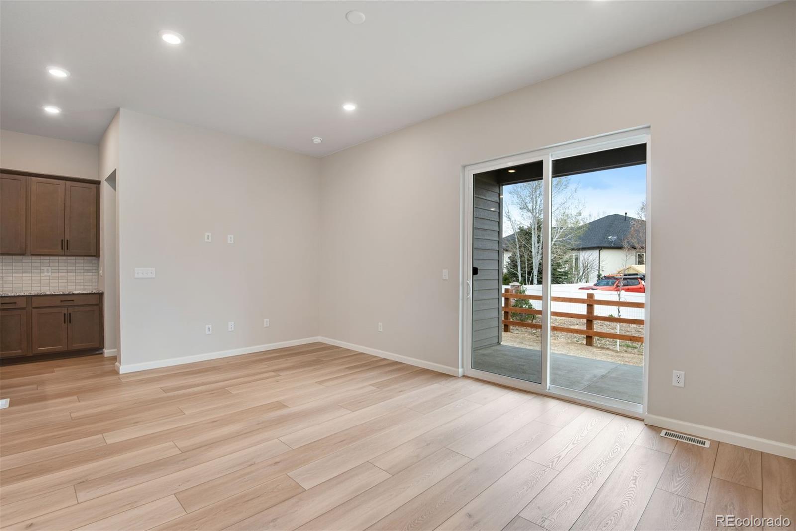 MLS Image #14 for 1766  mount meeker avenue,berthoud, Colorado