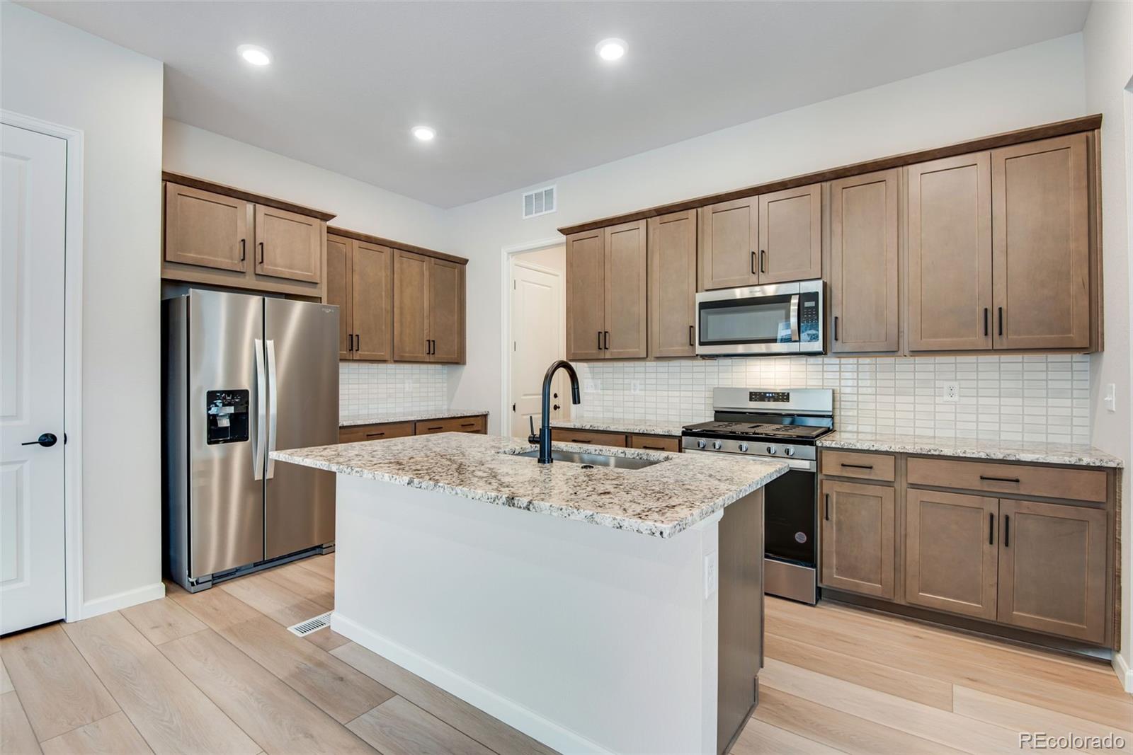 MLS Image #16 for 1766  mount meeker avenue,berthoud, Colorado