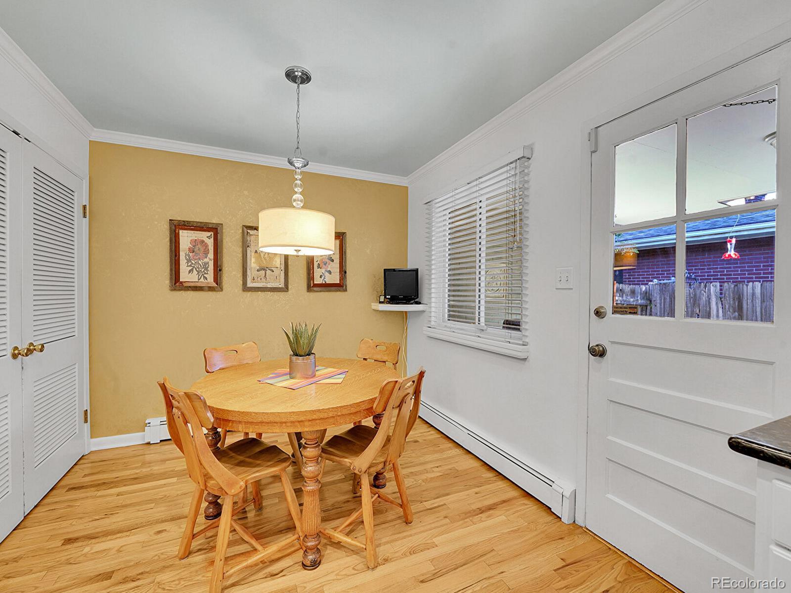 MLS Image #10 for 2835 s university boulevard,denver, Colorado