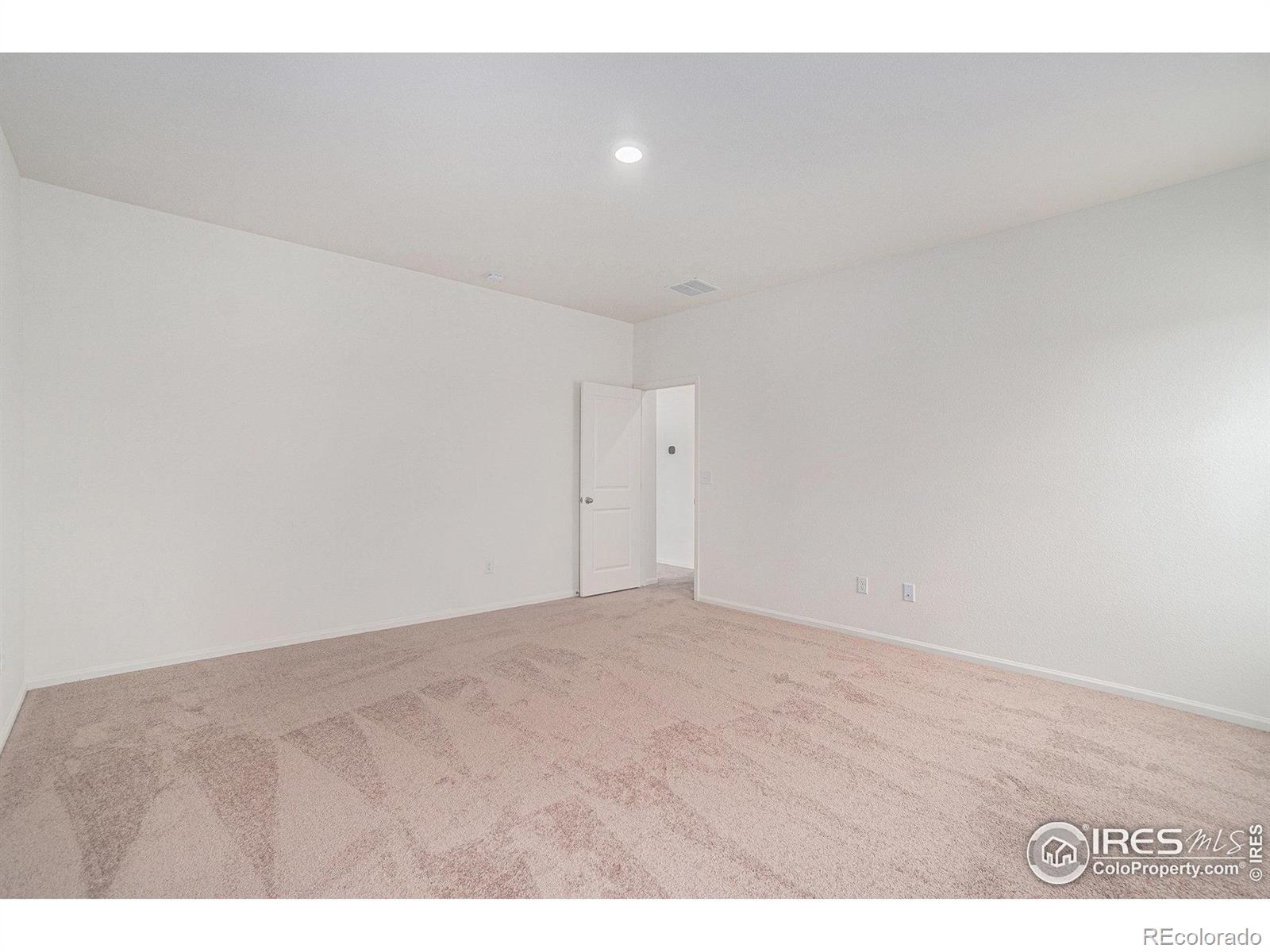 MLS Image #10 for 1076  long meadows street,severance, Colorado