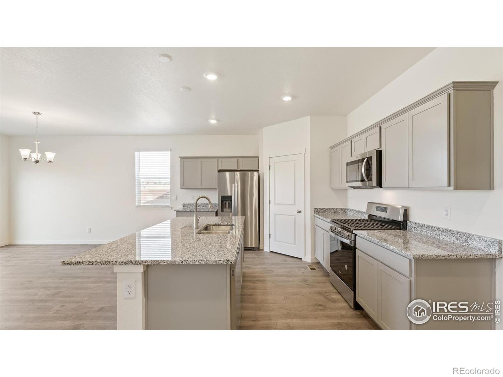MLS Image #14 for 950  london way,severance, Colorado