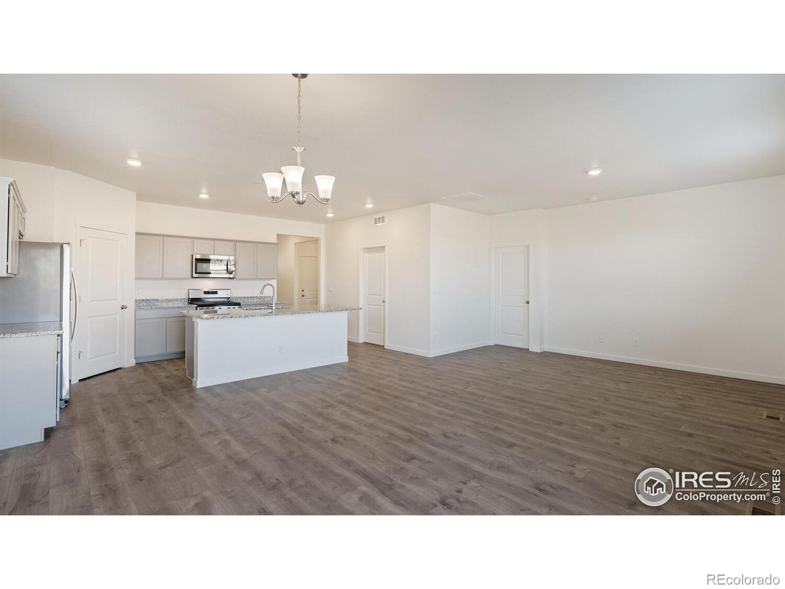 MLS Image #8 for 950  london way,severance, Colorado