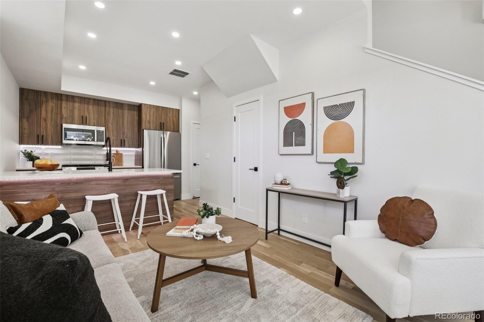 MLS Image #3 for 2109 s cherokee street,denver, Colorado