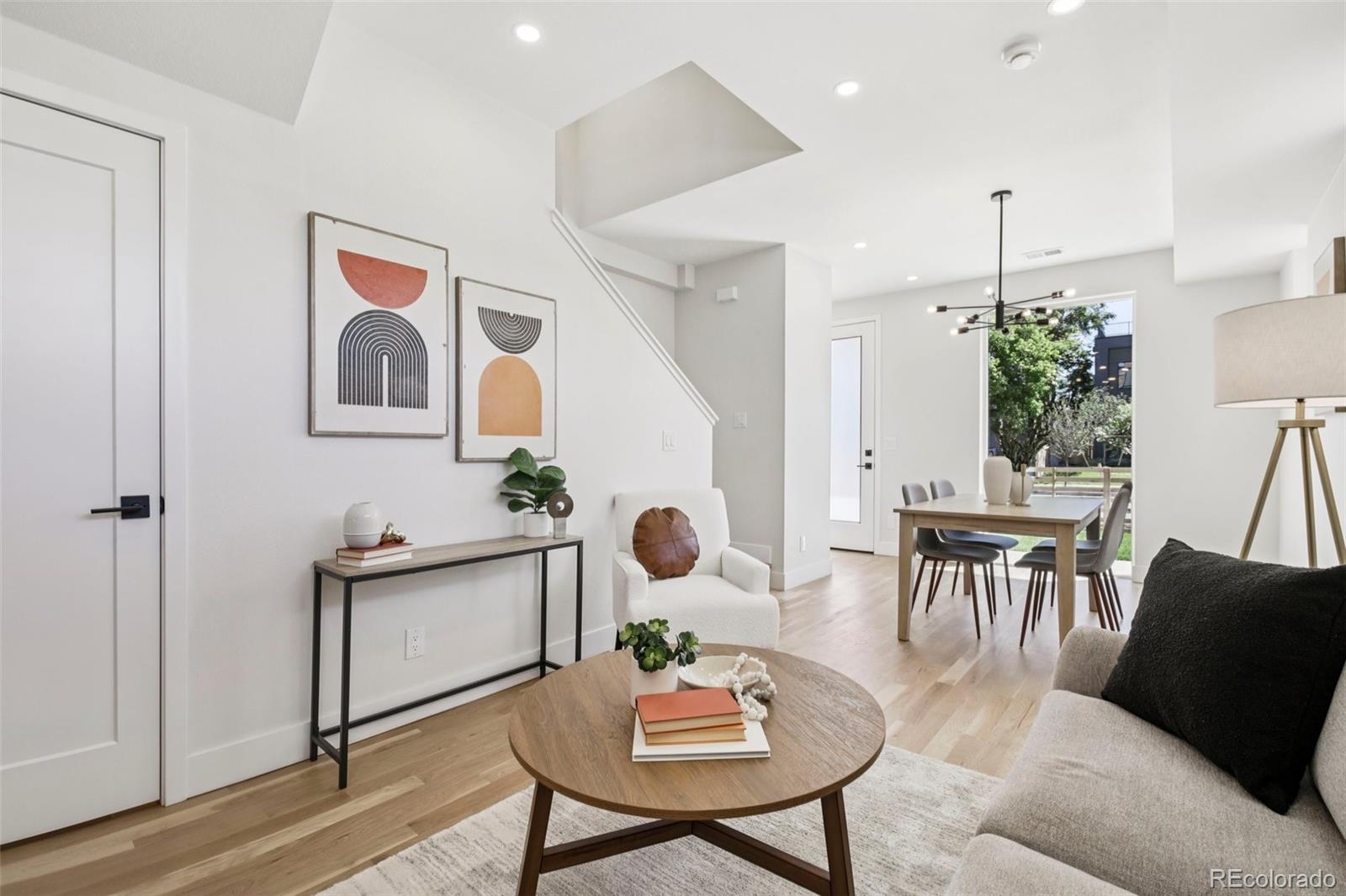 MLS Image #5 for 2109 s cherokee street,denver, Colorado
