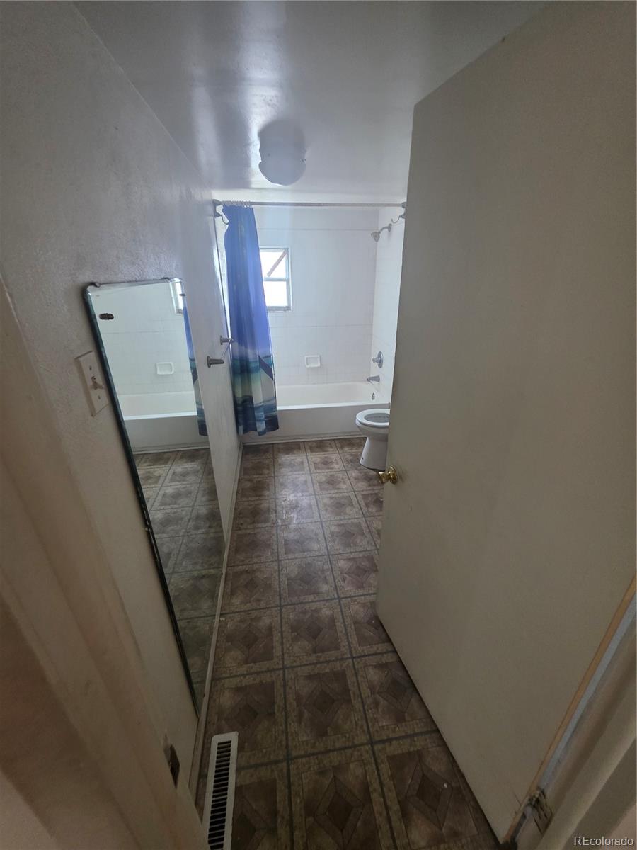 MLS Image #16 for 3092 w alaska place,denver, Colorado