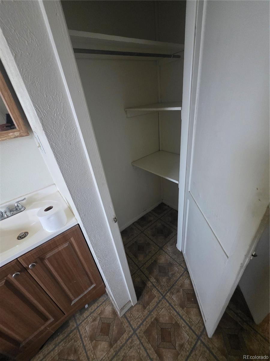 MLS Image #18 for 3092 w alaska place,denver, Colorado